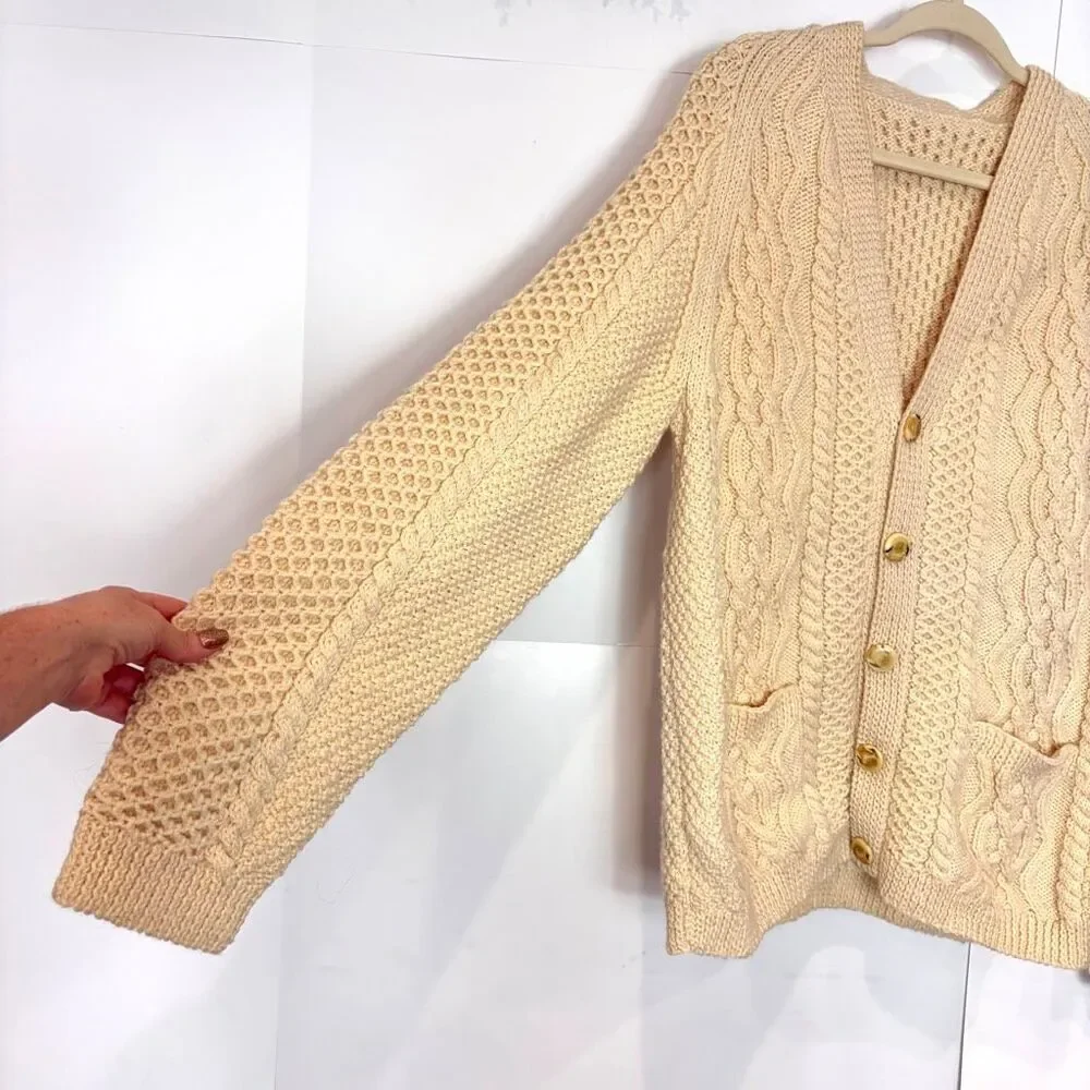Vintage Handmade Wool Sweater Womens Large Cream Cable Knit Cardigan V-Neck